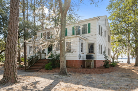Mid-Century Beauty on the Pamlico - Washington, NC - image 5