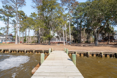 Mid-Century Beauty on the Pamlico - Washington, NC - image 7