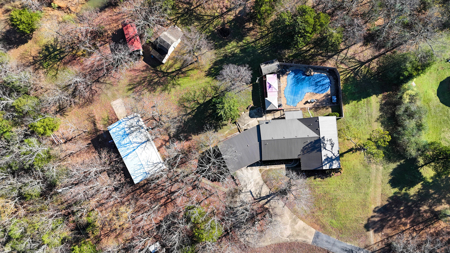 Home in ABM – Poteau, OK | 3 Bed • 2.5 Bath • Pool • Shop - image 6