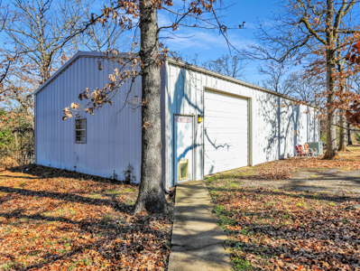 Home in ABM – Poteau, OK | 3 Bed • 2.5 Bath • Pool • Shop - image 38