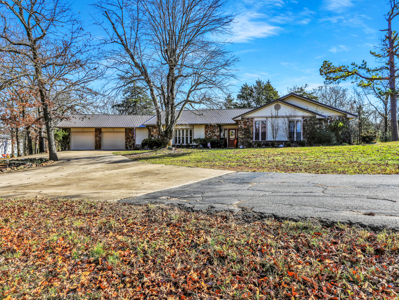 Home in ABM – Poteau, OK | 3 Bed • 2.5 Bath • Pool • Shop - image 44