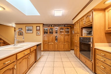 West TN Historic Home for Sale w/ Fenced Pasture & Stocked Pond - image 7