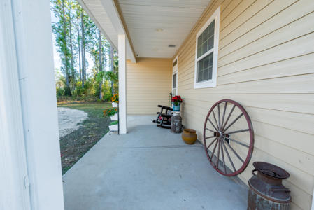 3 Bedroom For Sale in Williston FL - image 2