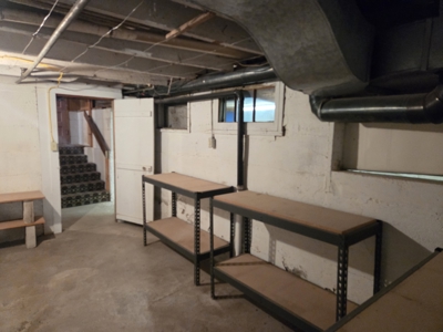 Home for Sale in Town in Moscow, Id. - image 45