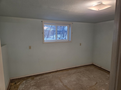 Home for Sale in Town in Moscow, Id. - image 32