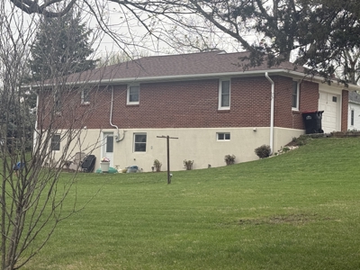 Charming 1951 Brick Home on Double Lot in Mount Ayr - image 24