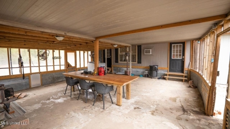 Woodville, MS - 40 Acres with Income-Producing Camp - image 31