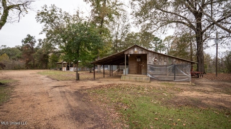 Woodville, MS - 40 Acres with Income-Producing Camp - image 38