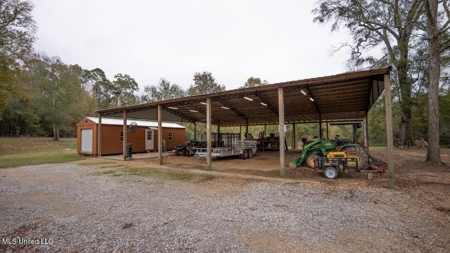 Woodville, MS - 40 Acres with Income-Producing Camp - image 28