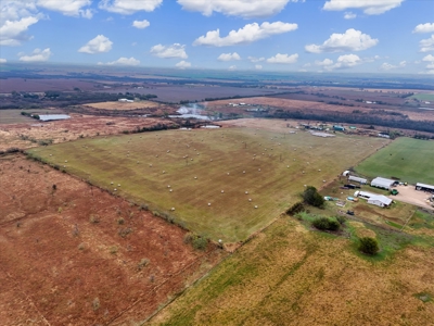 Turnkey Ag Property with Barns, Utilities & Ponds on 40+ Acres - image 7