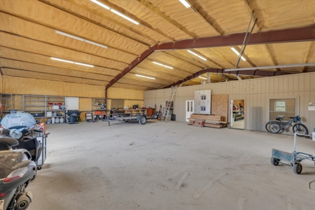 Eco-Friendly Sustainable Ranch Home near Austin on 43+/- Acres - image 33