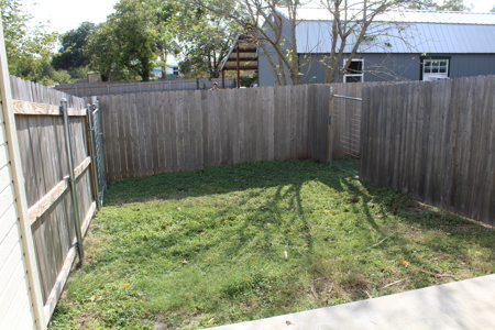 Rare Four-Unit Income Property—Strong Rental Demand - image 14