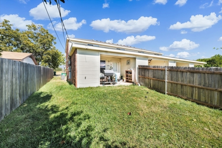 Rare Four-Unit Income Property—Strong Rental Demand - image 6