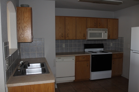 Rare Four-Unit Income Property—Strong Rental Demand - image 9