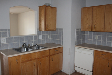 Rare Four-Unit Income Property—Strong Rental Demand - image 10