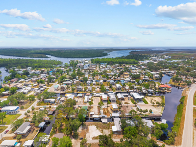 Lot in Suwannee, FL on Canal for Sale - image 10