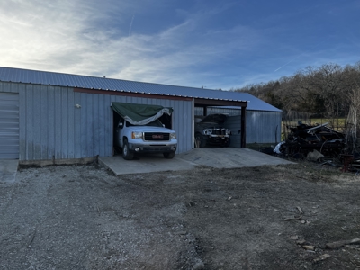 Turn-Key Auto Body Shop | Over 50 Years of History - Stringtown - image 22