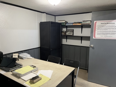 Turn-Key Auto Body Shop | Over 50 Years of History - Stringtown - image 9