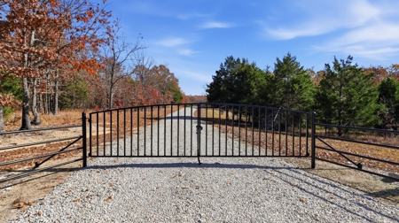 70 Acres Ready to Build Dream Home, Farm or Recreational Spot - image 3