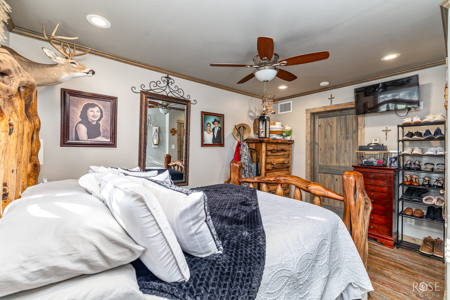 Hill Country 622-Acre Hunting & Ranch Retreat - image 10