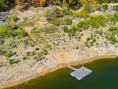 Luxury Bull Shoals Lakefront Home on 5.86 Acres with Dock & Shops - image 40