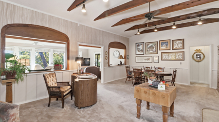 Luxury Bull Shoals Lakefront Home on 5.86 Acres with Dock & Shops - image 7