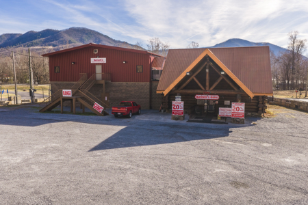 Barnett’s Guns & Indoor Range for Sale in Hampton TN! - image 45