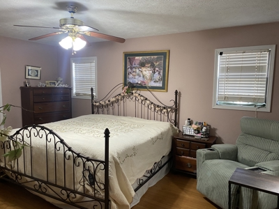 Home For Sale On Acreage In Tn, Shop, Barn, Storm Shelters - image 28
