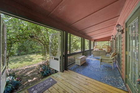 Home For Sale On Acreage In Tn, Shop, Barn, Storm Shelters - image 33