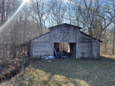 Home For Sale On Acreage In Tn, Shop, Barn, Storm Shelters - image 41