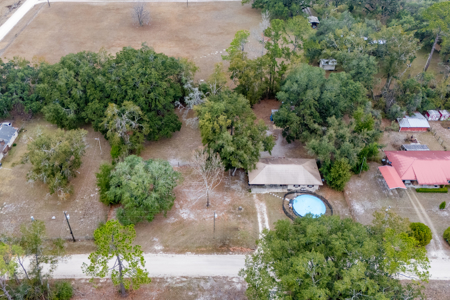 Charming Starter Home Near Downtown Live Oak – FHA/VA Approved! - image 3