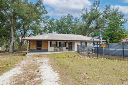 Charming Starter Home Near Downtown Live Oak – FHA/VA Approved! - image 4