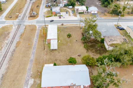 Brick Building & Turn-Key Antique Shop for Sale in Wellborn, FL - image 16
