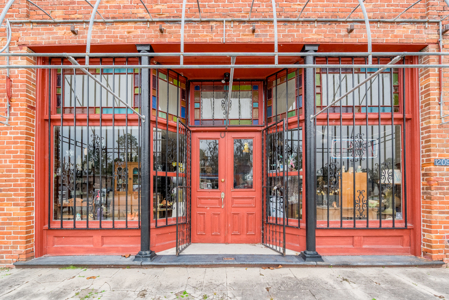 Brick Building & Turn-Key Antique Shop for Sale in Wellborn, FL - image 40