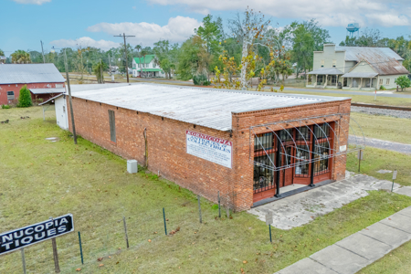 Brick Building & Turn-Key Antique Shop for Sale in Wellborn, FL - image 39