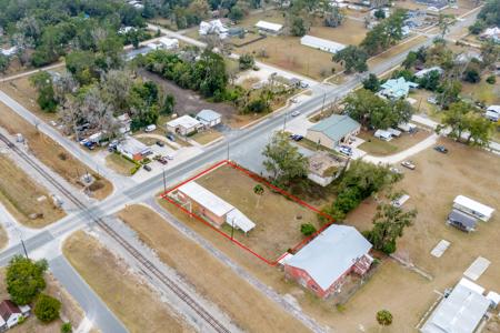 Brick Building & Turn-Key Antique Shop for Sale in Wellborn, FL - image 7