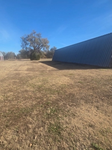 98,000± Sq Ft Across 14 Lots w/ 3,686± Sq Ft Metal Barn! - image 5