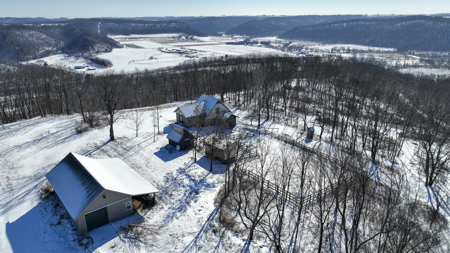 57+/- Acre Retreat in Wisconsin’s Driftless Area, Crawford County - image 20