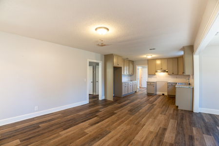 Charming 3-Bed, 2-Bath Ranch in Pelham, GA - image 7