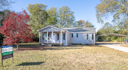 Charming 3-Bed, 2-Bath Ranch in Pelham, GA - image 1