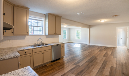 Charming 3-Bed, 2-Bath Ranch in Pelham, GA - image 9
