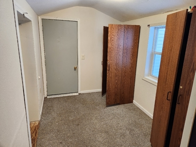 Nice 3-Bedroom 2 Bath Home Walking Distance to Castle Rock Lake - image 13