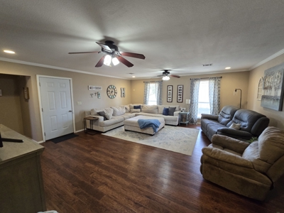 Oklahoma Country Living: Brick Home, Pool, Shop & Mountain Views - image 17