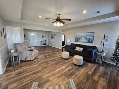 Oklahoma Country Living: Brick Home, Pool, Shop & Mountain Views - image 25