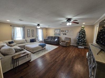 Oklahoma Country Living: Brick Home, Pool, Shop & Mountain Views - image 18