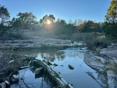 Country Home on 10 Acres Near Zephyr TX,  Barn, Creek & Wildlife - image 32