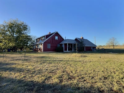 Country Home on 10 Acres Near Zephyr TX,  Barn, Creek & Wildlife - image 21