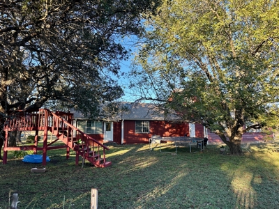 Country Home on 10 Acres Near Zephyr TX,  Barn, Creek & Wildlife - image 20