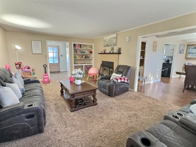 Country Home on 10 Acres Near Zephyr TX,  Barn, Creek & Wildlife - image 4