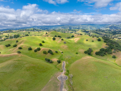 Luxury Country. Gated Estate 20 Acre Lot Vacaville California - image 19
